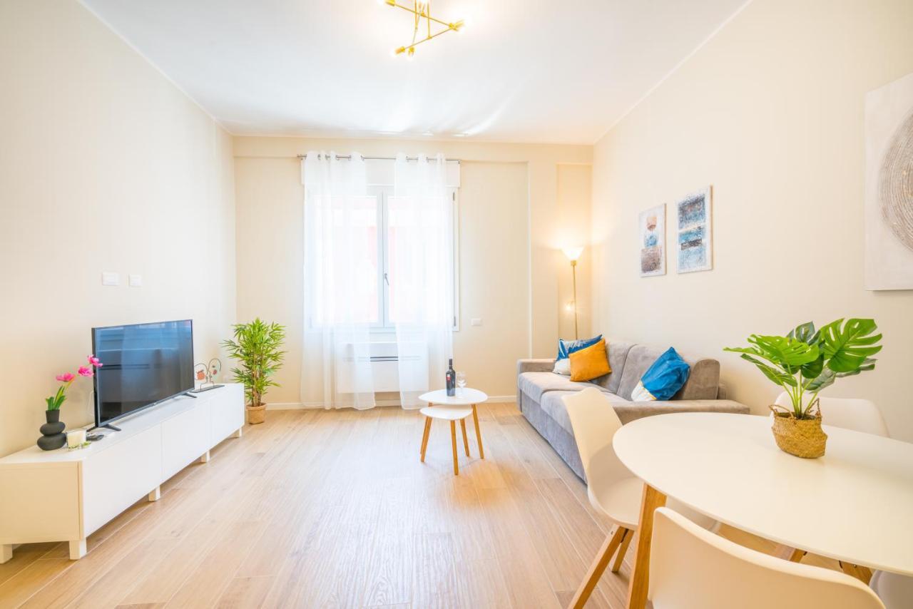 Puccini Apt - Centro Citta - Wifi - Ac Cagliari Exteriör bild
